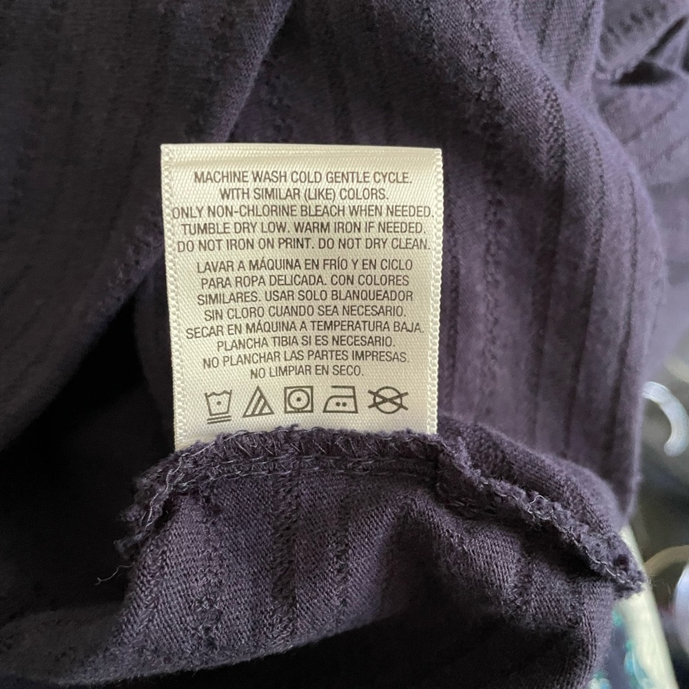 Basic Editions Tank Top (XL) - Picture 5 of 5